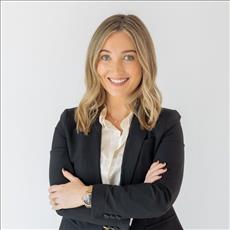 claire-hayes_a02a79c897ae4ada86f65a658988b585-headshot