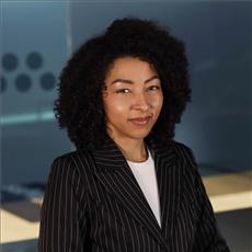 navia-miller_42ab21f6410d4beb9ca97dbb3cc29bca-headshot